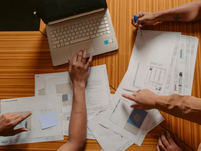 Behind every standout display is a team that plans, crafts, and delivers together 💡🤝
At Team Visual Solutions, our designers, engineers, and fabricators collaborate from concept to completion — ensuring every detail is perfect and every project exceeds expectations.
وراء كل عرض مميز فريق يخطط وينفذ ويُنجز معًا.
في Team Visual Solutions يعمل المصممون والمهندسون والفنيون جنبًا إلى جنب من الفكرة حتى التنفيذ، لضمان دقة كل تفصيلة وتجاوز توقعات كل مشروع.

#TeamVisualSolutions #Dubai #Riyadh #VisualExcellence #CustomDisplays #BespokeDesigns #CreativeSolutions #DisplayInnovation #SculptureArt #KioskDesign #CreativeDisplays